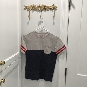 Boys shirt with pocket on the side short sleeves